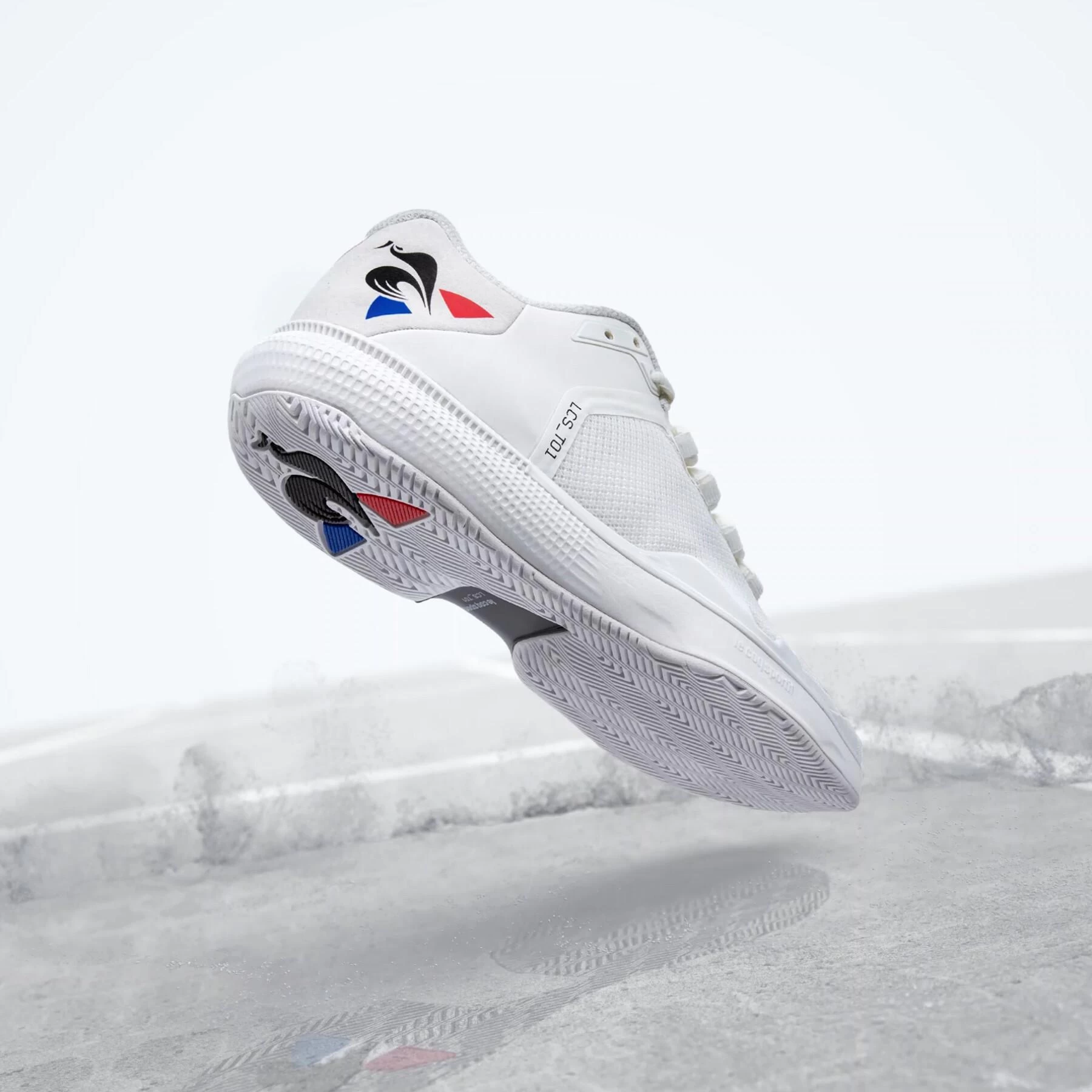 Chaussures Le Coq Sportif Futur Lcs T01 All Court 7 Chaussures Le Coq Sportif Futur Lcs T01 All Court – Image 5