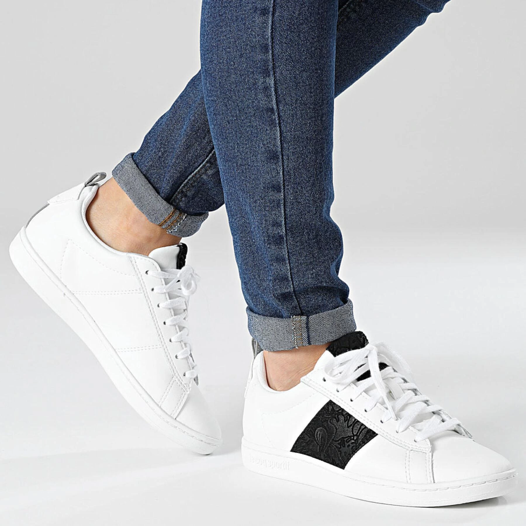 Baskets Femme Le Coq Sportif Courtclassic Plants 3 Baskets Femme Le Coq Sportif Courtclassic Plants