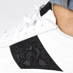 Baskets Femme Le Coq Sportif Courtclassic Plants 9 Baskets Femme Le Coq Sportif Courtclassic Plants -Le Coq Sportif.fr le coq sportif 2310130 blanc noir 4